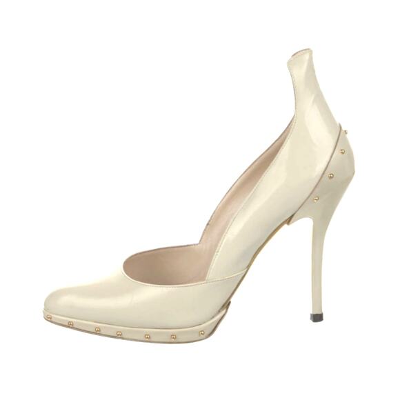 Gucci x Tom Ford 8 Studded Patent Leather Platform Heels $1495 Ivory White Pumps - Picture 2 of 11